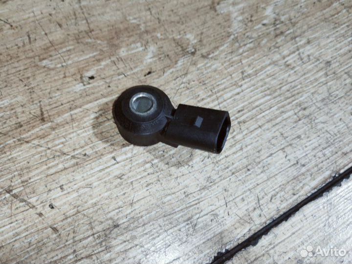 Датчик детонации Volkswagen Golf 5 caxa 1.4 2008