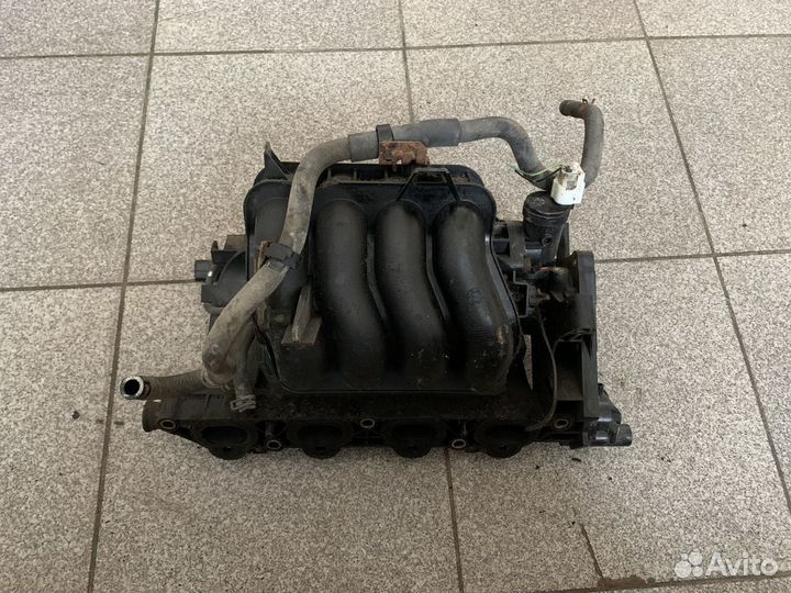 Коллектор впускной Mazda 3 (BK) 1.6 Z601