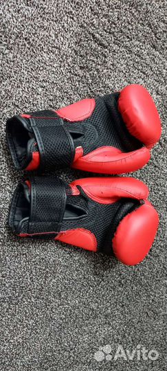 Перчатки для единоборств demix