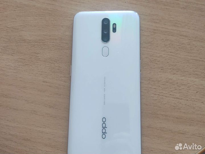 Телефон Oppo a5 2020