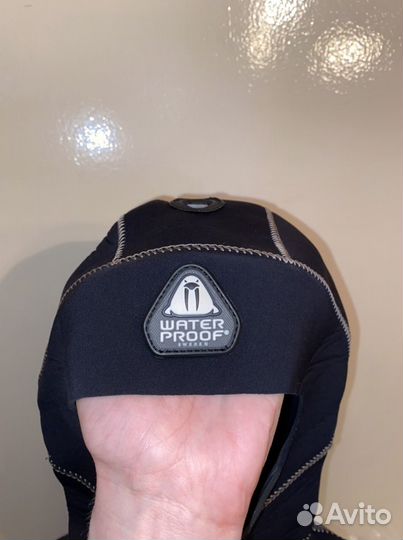 Майка неопрен Waterproof U1 с капюшоном женская ML