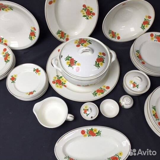 Сервиз столовый