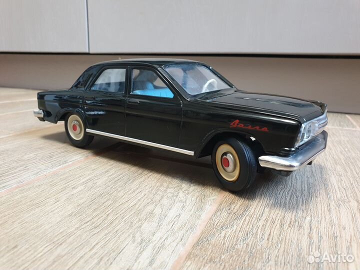 Газ 24 волга СССР машинка