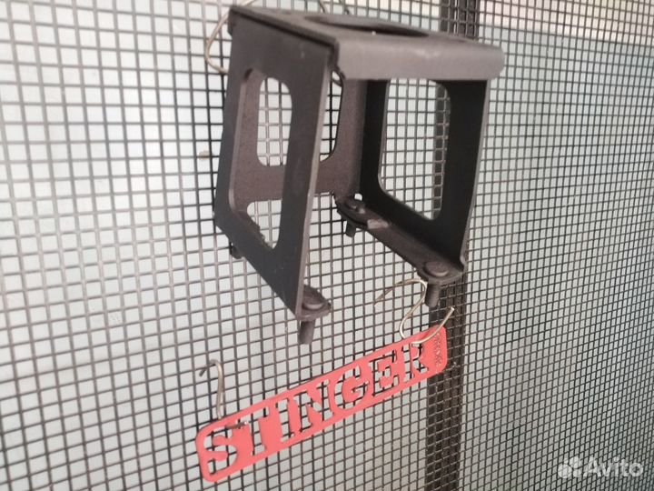 Кронштейн 2107 для вакуумного усилителя 2108