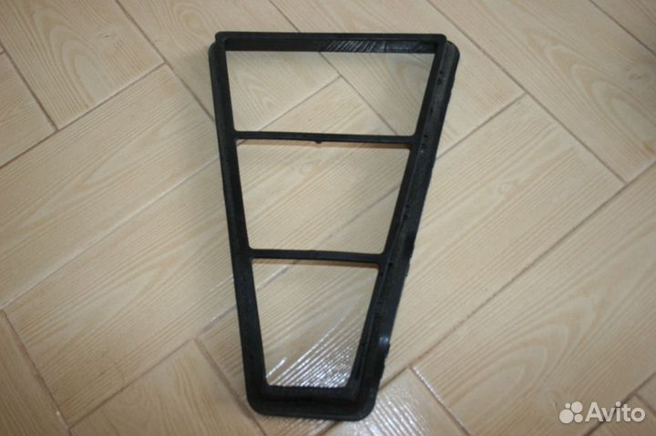 Оригинальная Рамка фильтра салонного Bentley