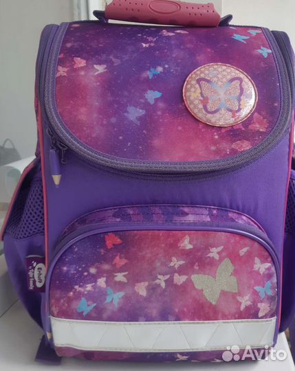 Портфель школьный для девочки