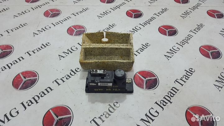 Компрессор центрального замка на Mercedes R170