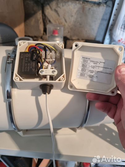 Осевой канальный вентилятор 200мм