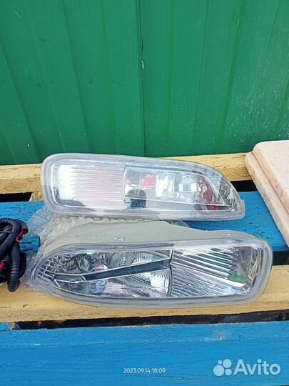 Противотуманные фары Тойота corolla