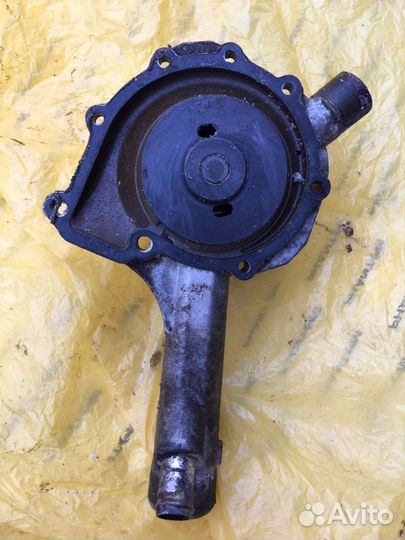 Помпа водяная Мерседес W210