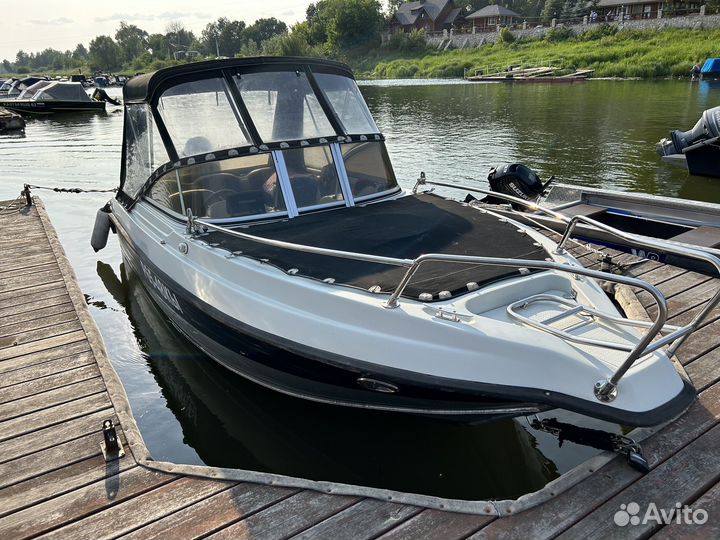 Моторная лодка Grizzly 580 DC