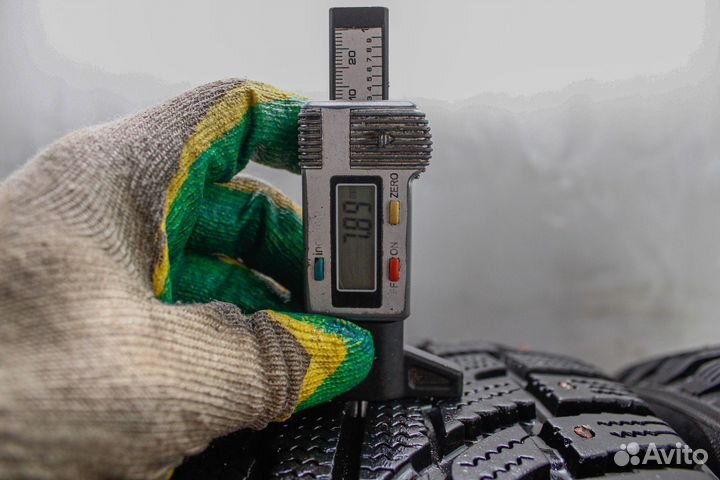 Kumho I'Zen RV Stud KC16 225/60 R17 103T