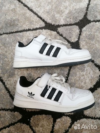 Кроссовки adidas