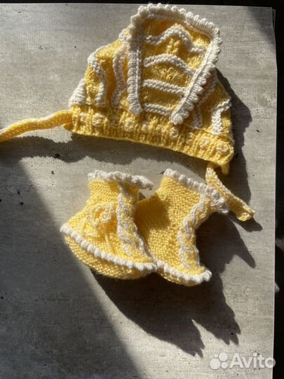 Шапочка и носочки