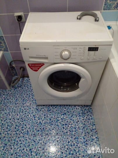 Продам стиральную машинку