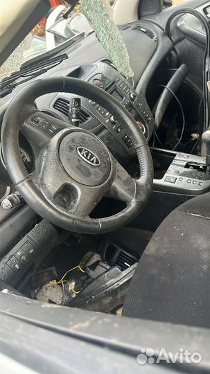 В разборе Kia Cerato 2011 г АКПП 1.6 л