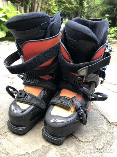 Горнолыжные ботинки rossignol