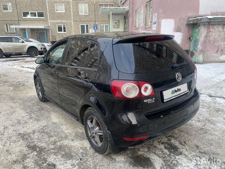 Volkswagen Golf Plus 1.6 МТ, 2012, 110 000 км