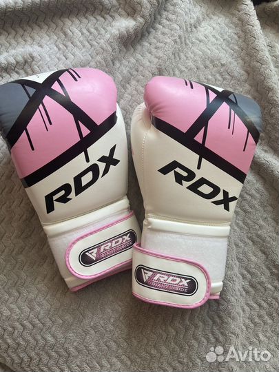 Боксерские перчатки 10 oz