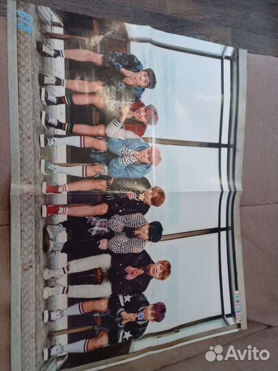 Журнал и плакаты все звёзды