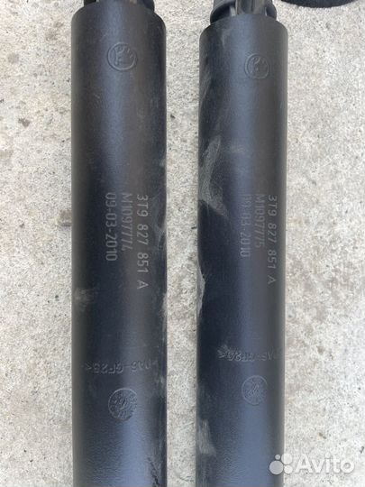 Амортизатор багажника Skoda Superb ll