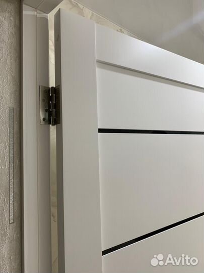 Дверь новая