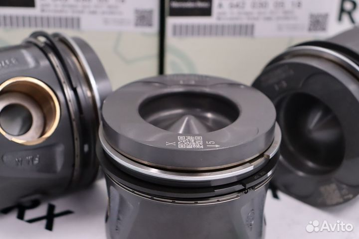 Поршень A6420300518