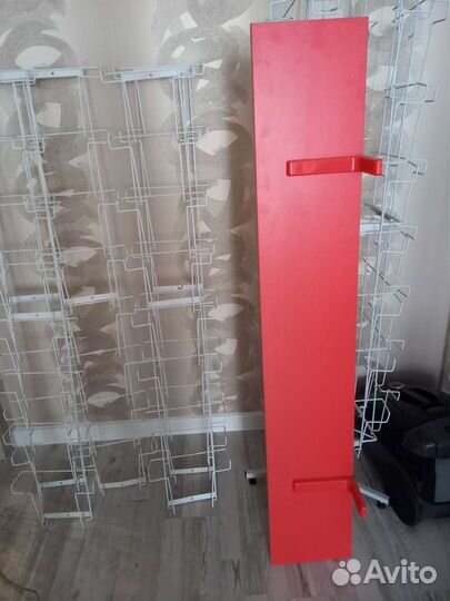 Буклетница, полки