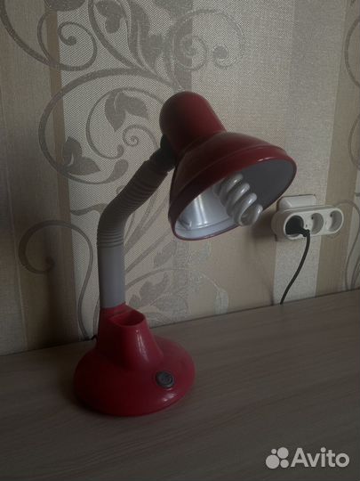 Лампа настольная