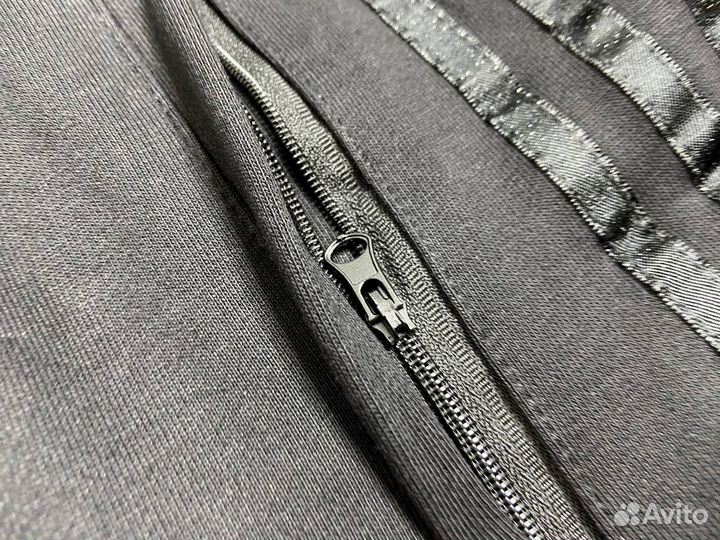 Спортивные штаны Adidas