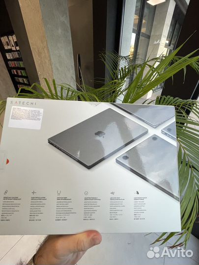 Чехол накладка Satechi Eco MacBook Pro 14