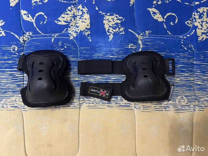 Наколенники