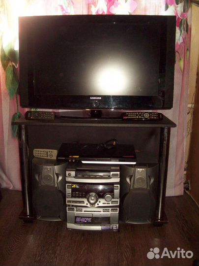 Столик придиванный. (тумба)