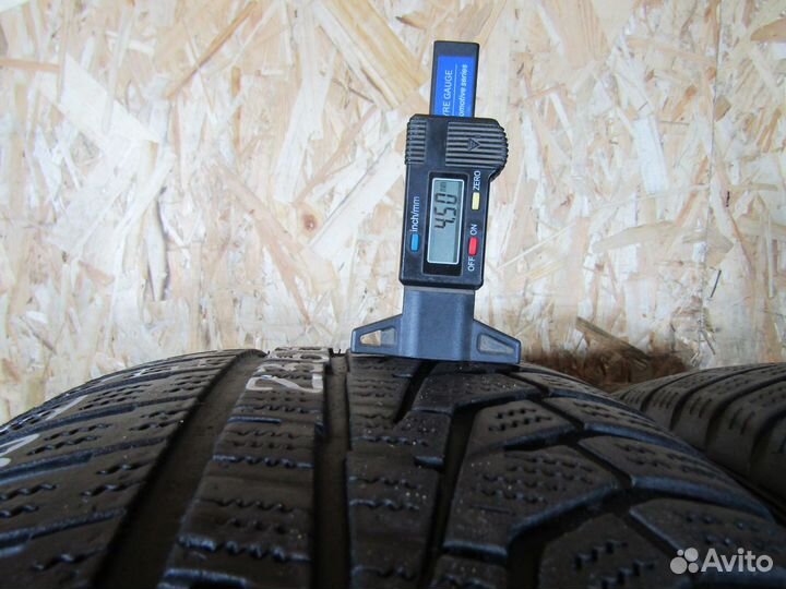 Hankook Winter I'Cept Evo2 W320A SUV 235/60 R18