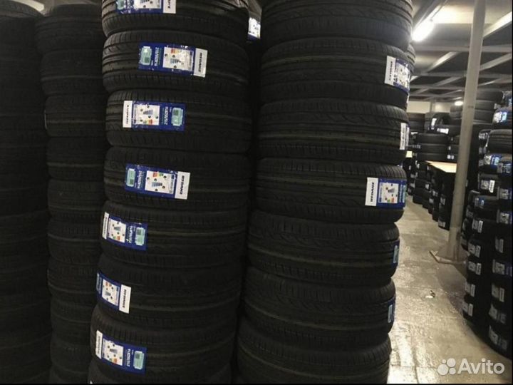 Rydanz Roadster R02 215/55 R16 97W