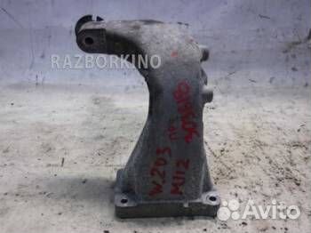 Кронштейн двигателя