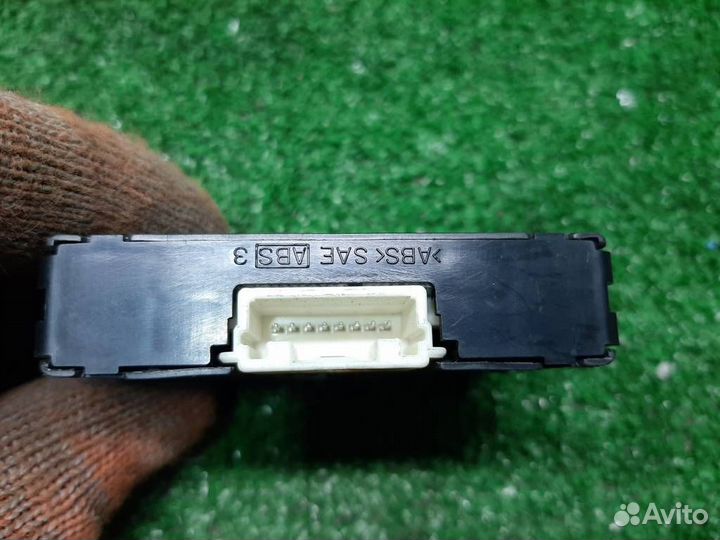 Блок электронный Subaru Legacy/ Outback BM/B14 20