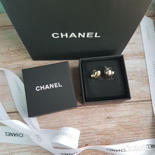 Серьги Chanel