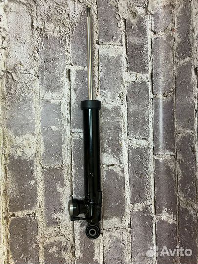 Амортизатор для авто audi Q5 задний 8F051302
