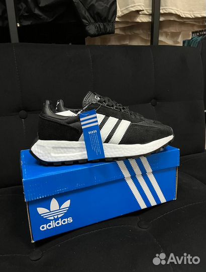 Кроссовки Adidas Retropy: создавай свой стиль