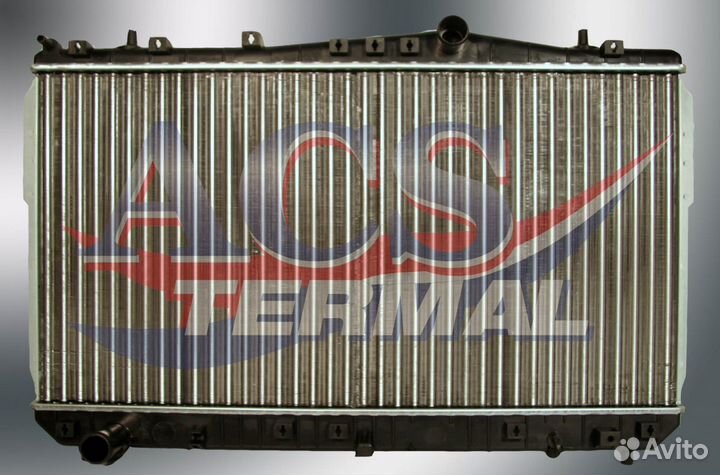 Радиатор охлаждения двигателя Chevrolet Lacetti
