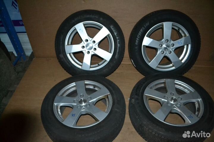 Диски бу R16 с всесезонными шинами 205 60 16