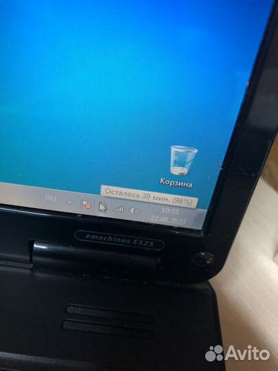 Ноутбук emachines e525