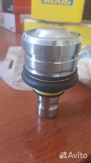 Шаровые опоры mitsubishi Moog