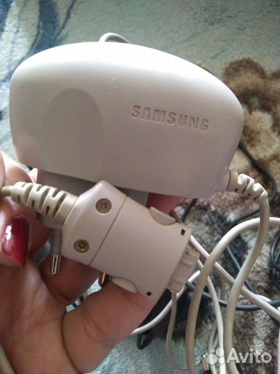 Зарядное устройство