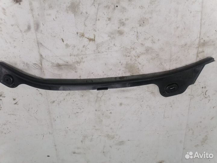 Накладка на порог задняя левая правая Passat B5