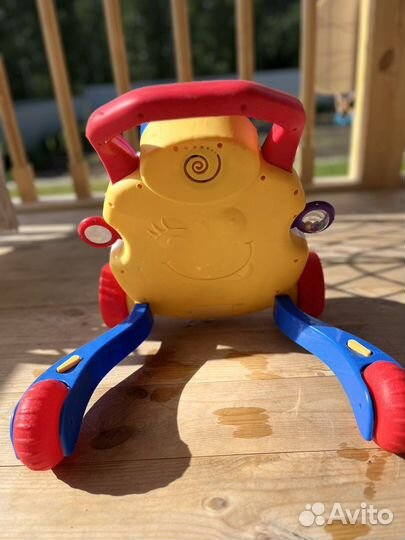 Игровой центр ходунки chicco
