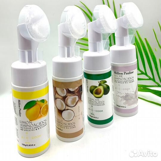 Пенка для умывания с массажной щеточкой, 150мл