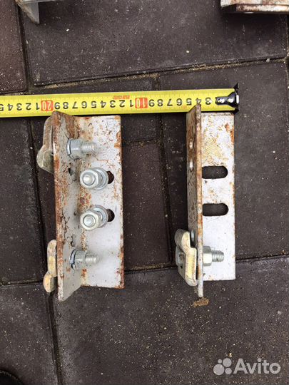 Продам кронштейны для лифтов