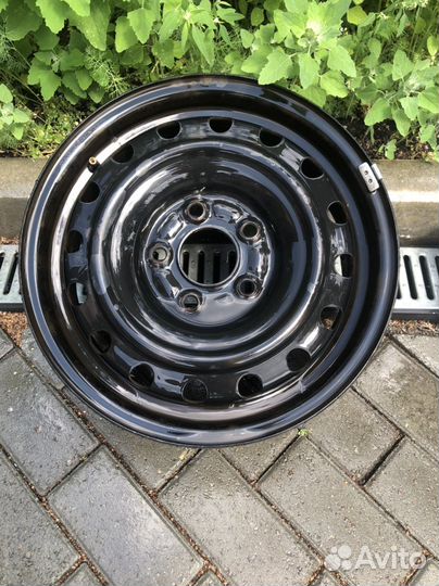 Штампованные диски r15